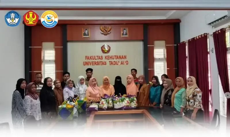 Thumbnail Dharma Wanita Fakultas Kehutanan Berbagi Kepedulian di Momen Ramadan