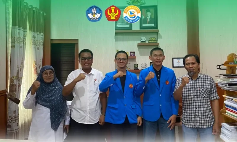 Thumbnail Dekan Melepas 2 Mahasiswa Magang ke Kalimantan Timur