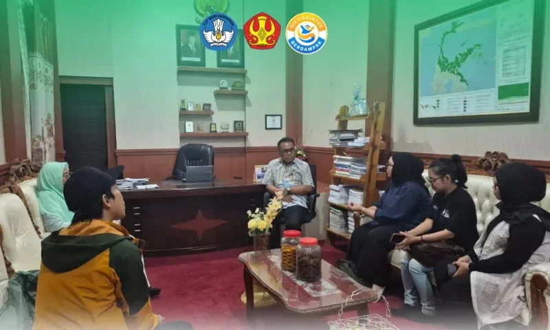 Thumbnail Dekan Fakultas Kehutanan Menerima Audensi Gampiri Bumi Lestari Terkait  Penjajakan Kerjasama Implementasi Tri Dharma Perguruan Tinggi dan Pendampingan Sertifikasi Hasil Hutan Bukan Kayu